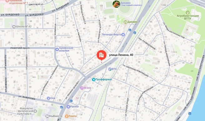 Авария произошла в центре&nbsp;— на улице Ленина, 40 | Источник: yandex.ru/maps