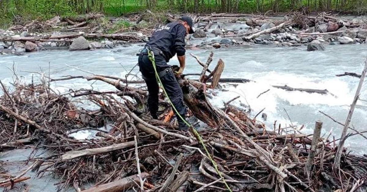 Спасатель ответил, каковы шансы выжить у россиянки, упавшей в горную реку