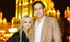 Куда пропала Кристина Орбакайте: певица опубликовала новые фото с мужем и дочерью