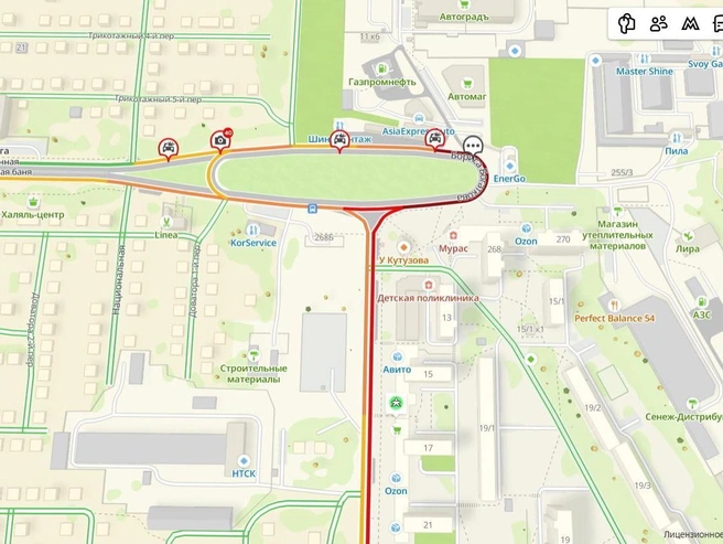 Водители сообщают о проблемах с движением на этом участке | Источник: 2ГИС