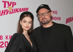 Жених в черном, невеста в кедах: режиссер Марк Горобец сыграл свадьбу с 18-летней актрисой Александриной Олексюк
