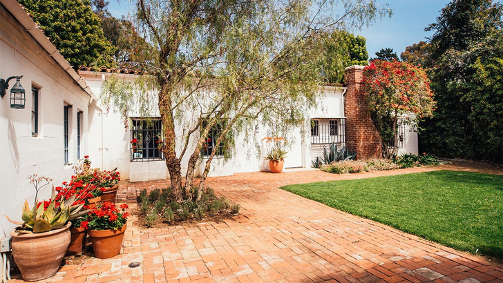 Дом Мэрилин Монро в Калифорнии выствлен на продажу