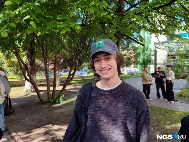 Денис любит творчество Бориса Рыжего и хочет поступить в театральный вуз | Источник: Мария Тищенко / NGS.RU