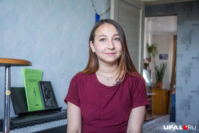 Азалия рассказала, как готовилась к выпускному | Источник: Елена Жилинская