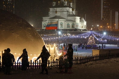 Большой салют на открытии катка в Академическом