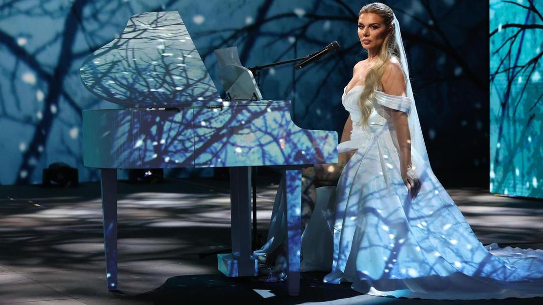 Ұйқыдағы ана туралы порно