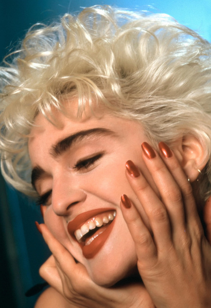 Мадонна в молодости: 10 культовых образов из клипов и с красной дорожки