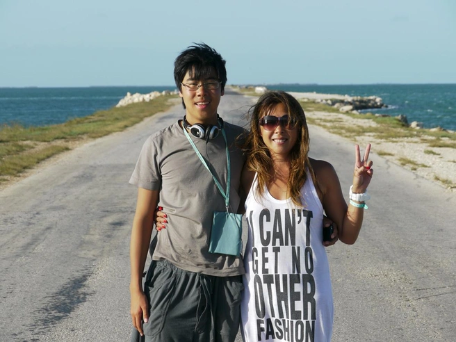 Певица с 33-летним сыном Сергеем | Источник: пресс-служба Аниты Цой