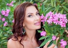 Эвелина Бледанс: «У меня вымогают деньги!»