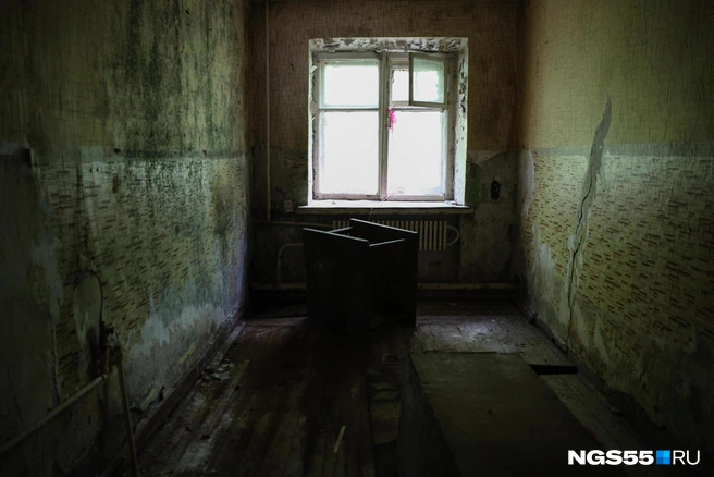 Дом много лет непригоден для проживания | Источник: Евгений Софийчук / NGS55.RU