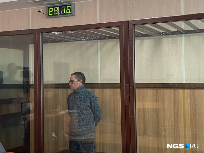 Следствие настаивает на мере пресечения в виде заключения под стражу | Источник: Анастасия Хрипушина / NGS.RU