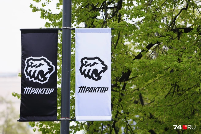 Повсюду атрибутика черно-белых. Хочешь не хочешь, а в повестку втягивайся | Источник: Наталья Лапцевич