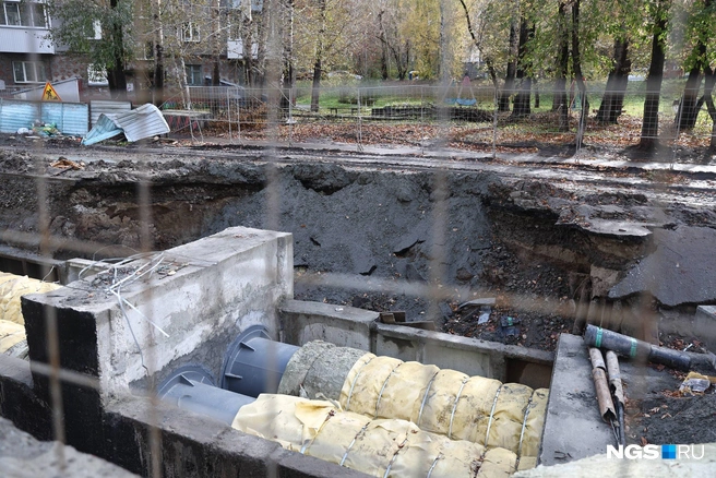 На объекте дежурят специалисты СГК и департамента энергетики и ЖКХ | Источник: Александр Ощепков / NGS.RU