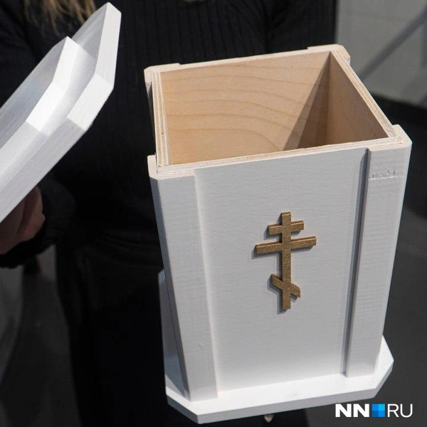 Биоразлагаемая урна из дерева | Источник: Кристина Калинина / NN.RU