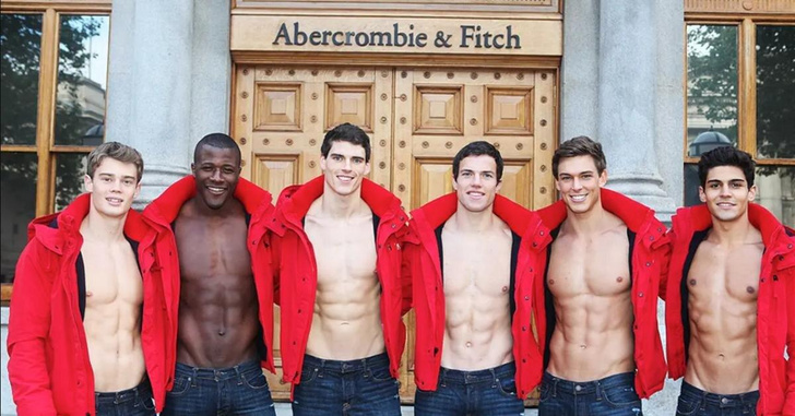 Звал на фотосессию, а потом насиловал: Экс-главу Abercrombie & Fitch обвинили в торговле мужчинами-моделями