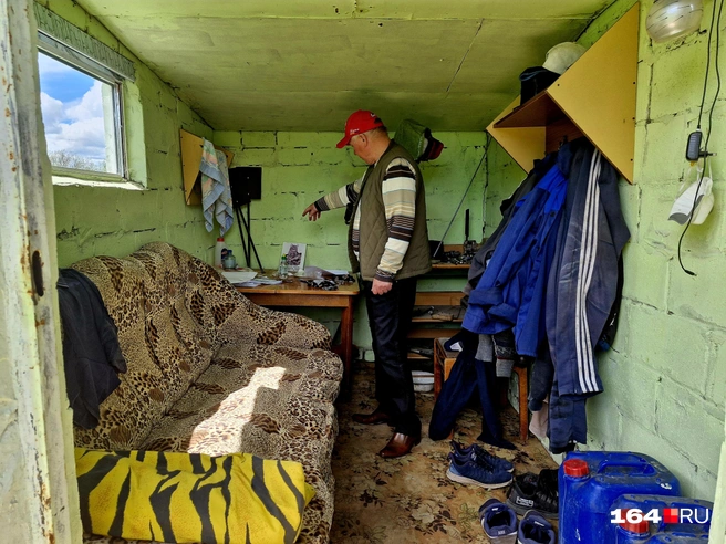 Анатолий Сергеев не стал спасать свой бизнес, а занялся более спокойным делом | Источник: Виктория Федорова / 164.RU