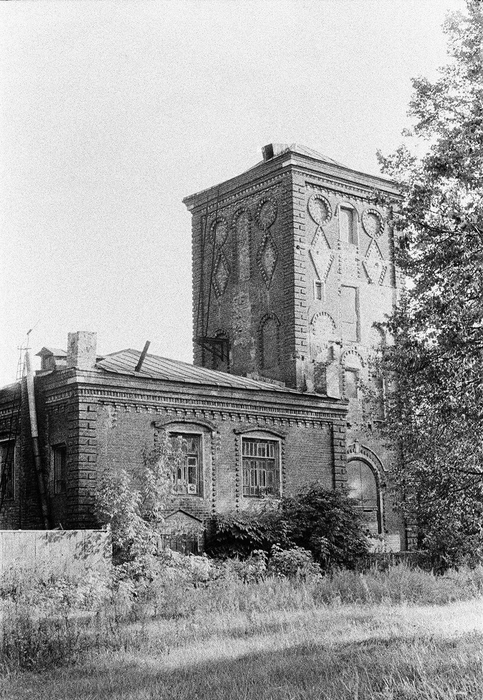 Водонапорная башня дачи Лямина | Источник: Московский журнал, 1984 год