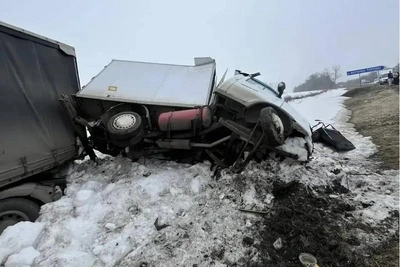 Три погибших в ДТП на трассе: момент столкновения на видео