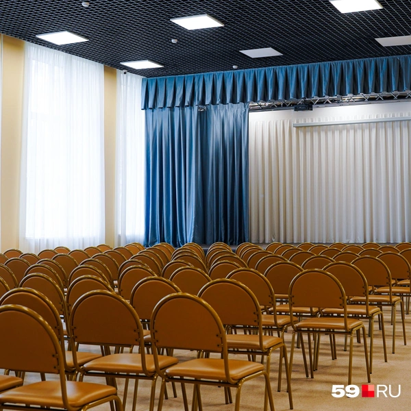 В новом актовом зале красиво и уютно | Источник: Репсиме Зурнаджян / 59.RU