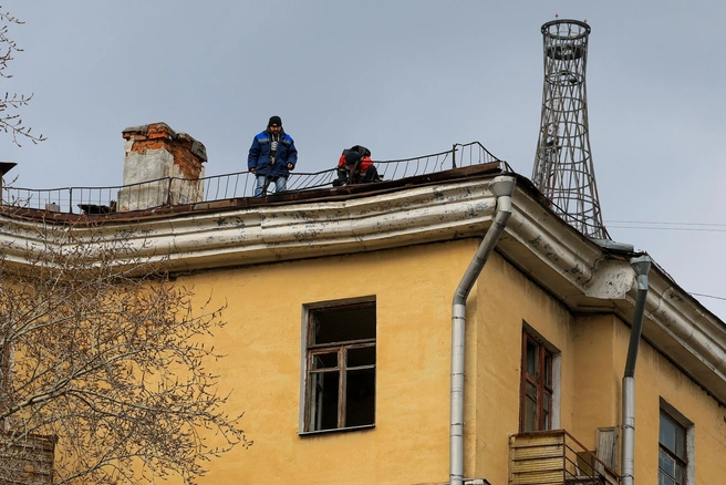 Крыша в доме обрушилась спустя пять лет | Источник: Артём Устюжанин / MSK1.RU