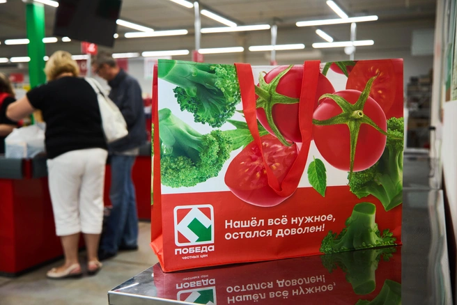 Посчитаем, сколько стоит классическое и современное застолье, если купить продукты в сети «Победа» | Источник: Roman Danilkin / 63.RU