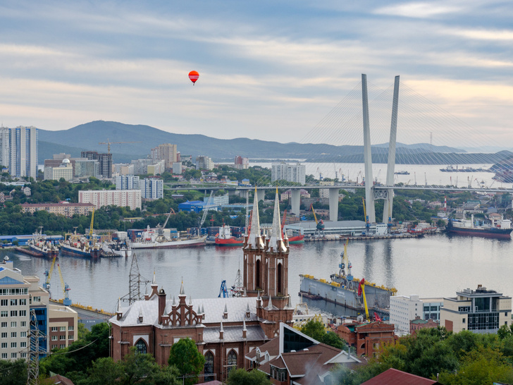 Владивосток: с чего начать знакомство с городом моря и мостов