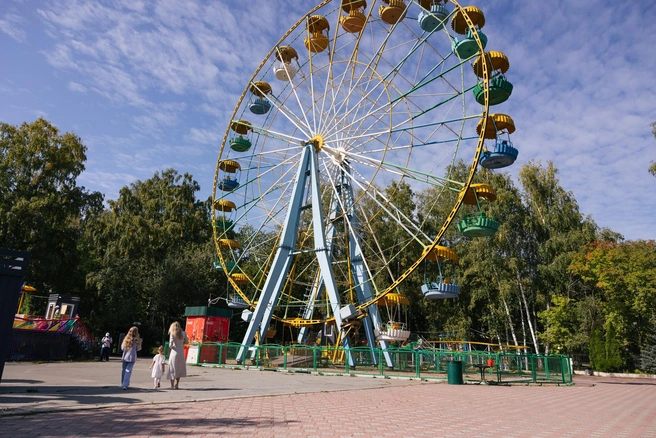 В пешей доступности — не только метро, но и одноименный парк | Источник: Инна Кузнецова