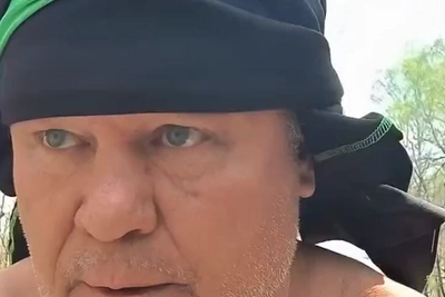 «Надо надевать маечку». Тактаров пристыдил нижегородцев 40+