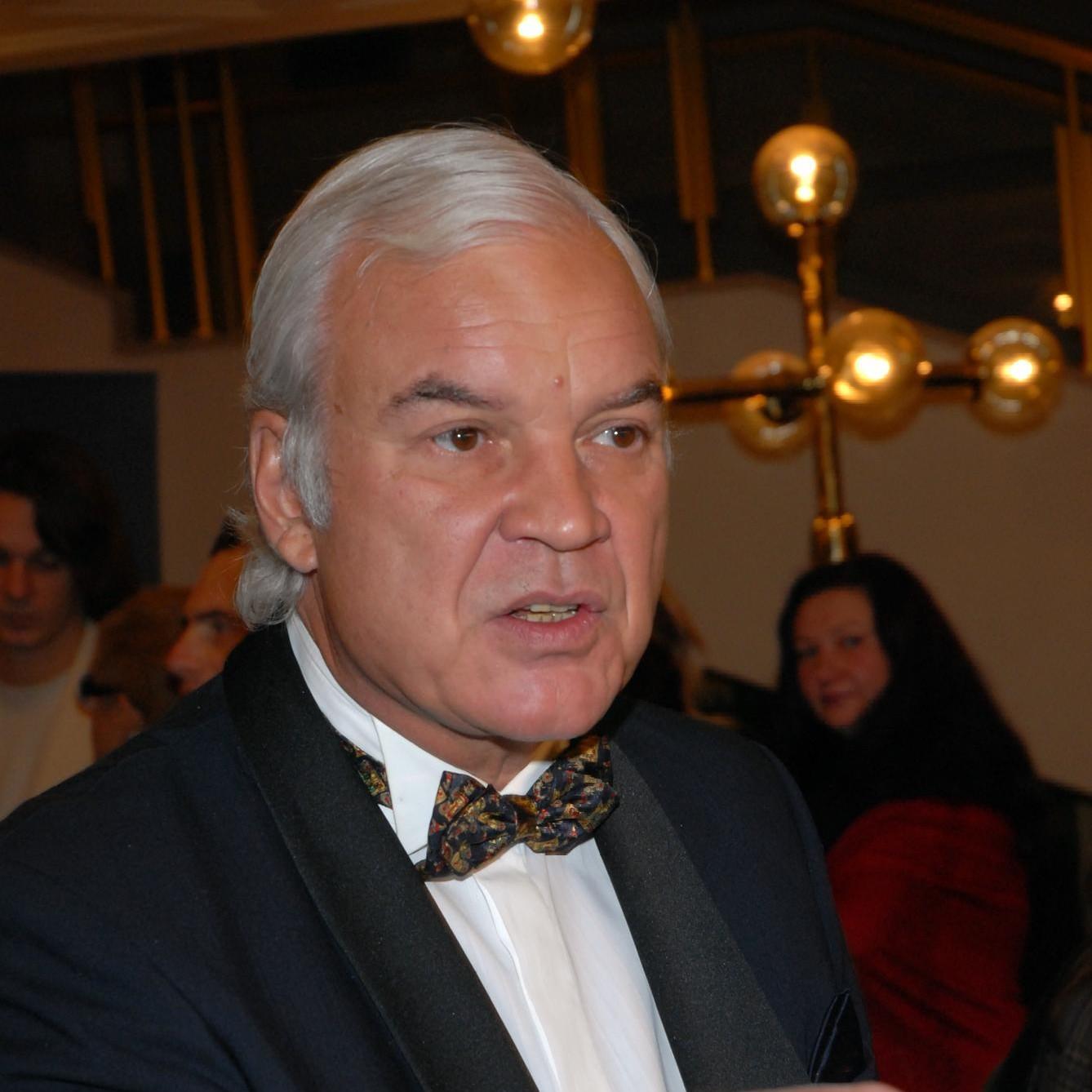 Ушел ровно через 40 дней после дочери: почему Владимир Молчанов скрывал смерть любимого ребенка