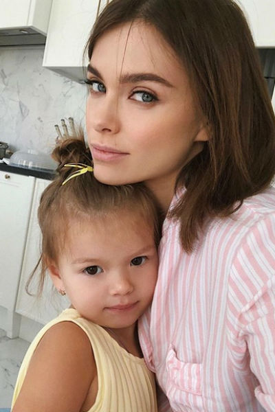 Лена Темникова с дочерью Александрой