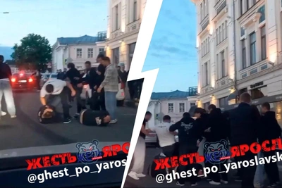 Толпа избила молодых людей в центре Ярославля