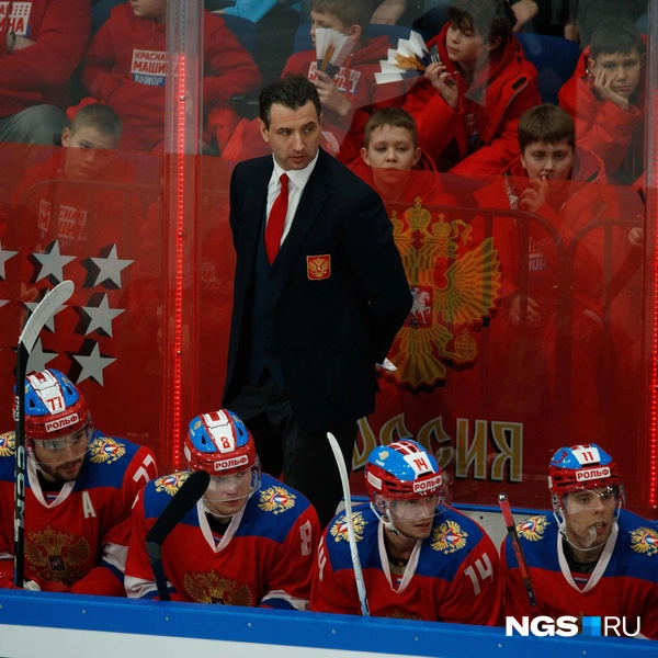 Главный тренер сборной России Роман Ротенберг  | Источник: Андрей Бортко / NGS.RU