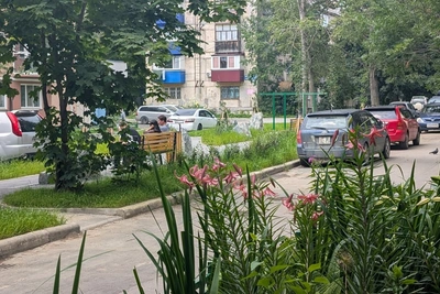 В двух городах Сахалина завершили благоустройство дворов