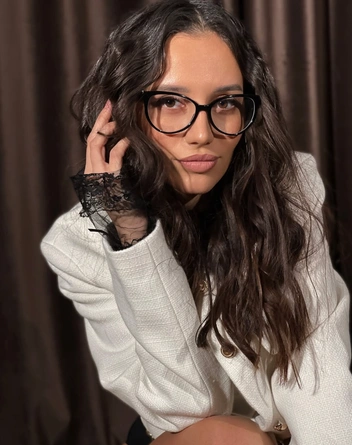 Источник: dianakhanova / Instagram.com (деятельность организации запрещена на территории РФ)