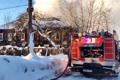 Крупный пожар в Ижевске унес жизнь пенсионерки