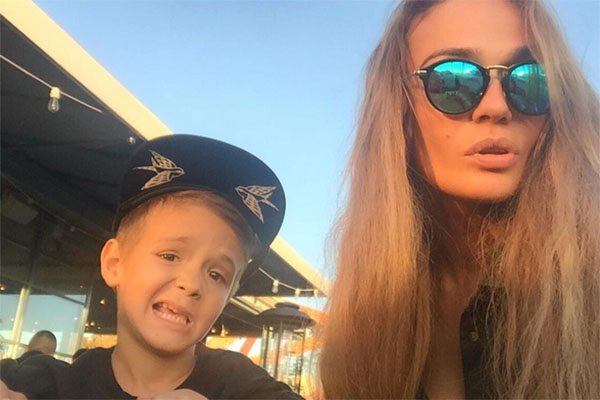 Алена Водонаева с сыном Богданом отдыхает в Калифорнии