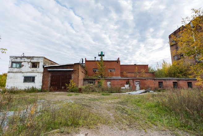 Помимо складов, продаются и гаражи | Источник: ЦИАН / krasnoyarsk.cian.ru