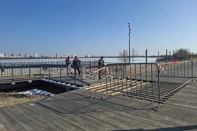 В Воронеже разбирают аварийные «парящие» мосты