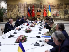 Россия сделает два шага по деэскалации конфликта: чем завершились переговоры между Россией и Украиной 29 марта