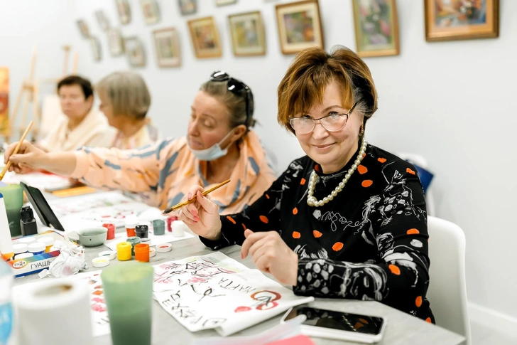 Все только начинается: москвичи на пенсии влюбляются, пишут сказки и открывают бизнес! | woman.ru