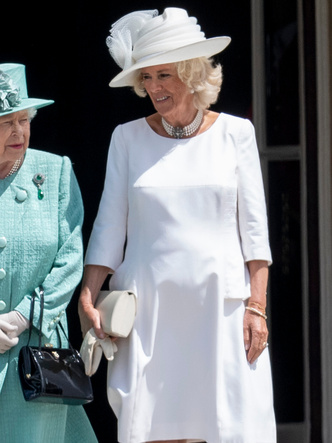 Как королевские особы носят белый цвет: 30 вдохновляющих примеров