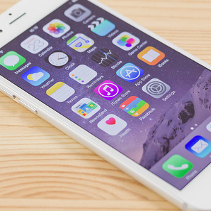 Почему твой iPhone быстро разряжается? Apple раскрыл правду