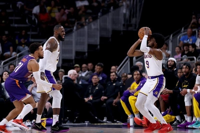 Девин Джордж: Бронни не должен идти за Леброном в 76ers