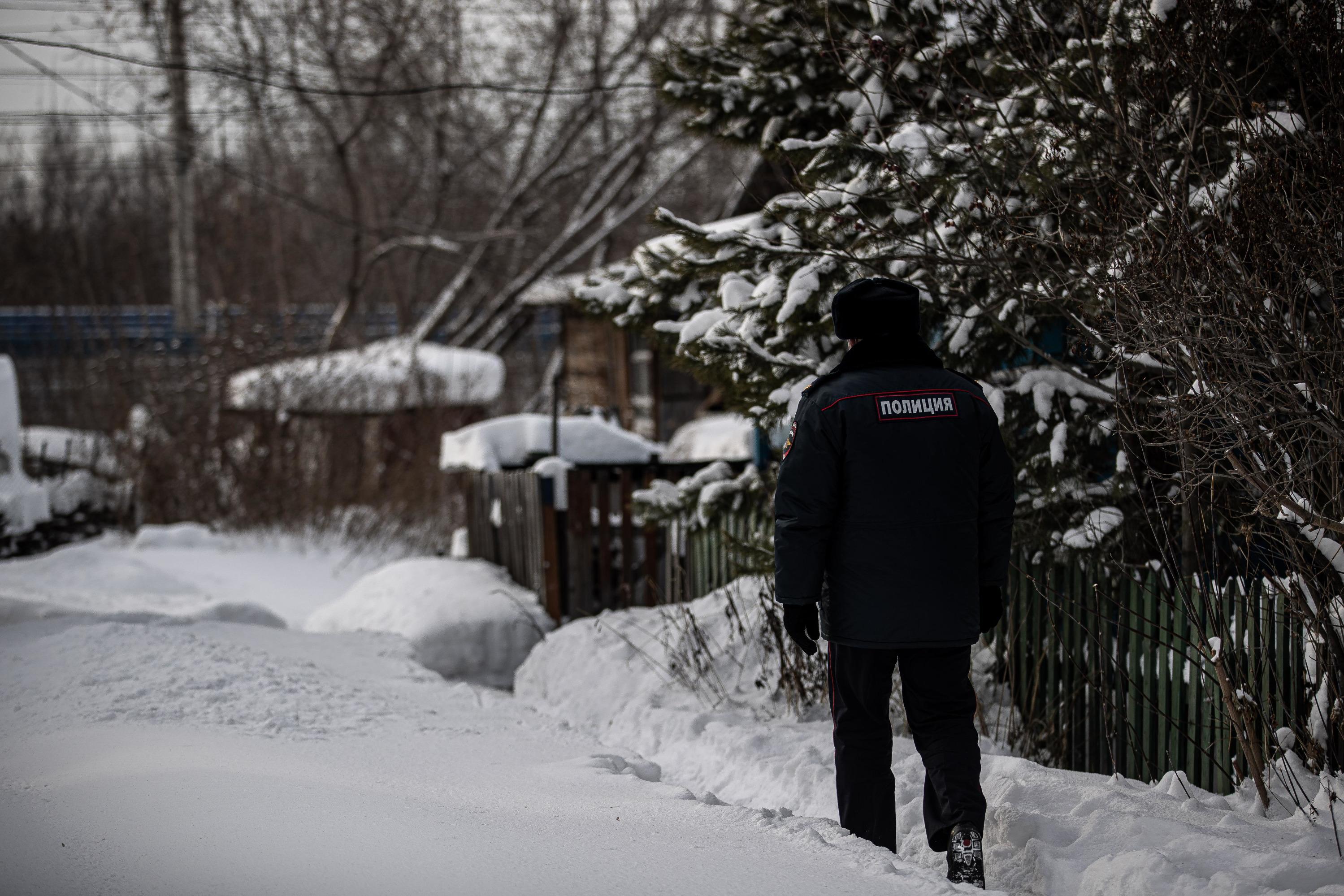 Жительница Новосибирска заявила о конфликте с соседом — она обвинила его в  угрозах детям - 25 февраля 2024 - НГС.ру