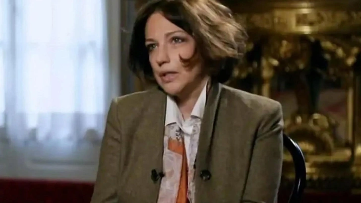 Как выглядит старшая дочь Евгения Петросяна, которая избегает публичности и не общается с отцом | Источник: кадр из передачи «Коллекция» канала «Культура»