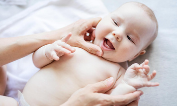 Когда и в каком порядке режутся зубы у ребенка?