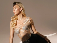 Названа победительница конкурса «Мисс Земля-2025»: 35 фото самой осознанной девушки планеты