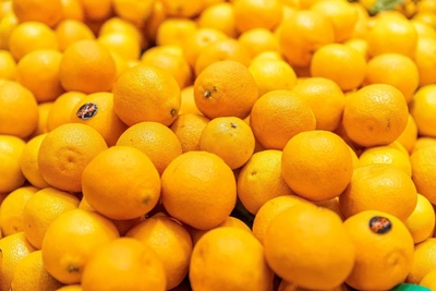 Мандарины в Томске: поставки и ассортимент к Новому году