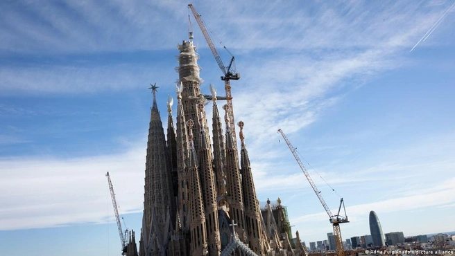 Источник: sagradafamilia.org