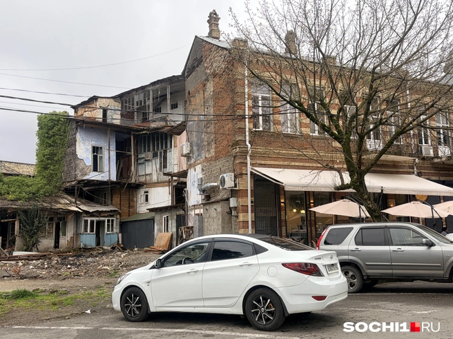 Блеск и нищета Сухума  | Источник: Анна Грицевич / SOCHI1.RU